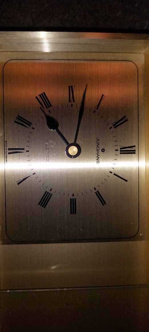 Zegarek quarz Junghans.