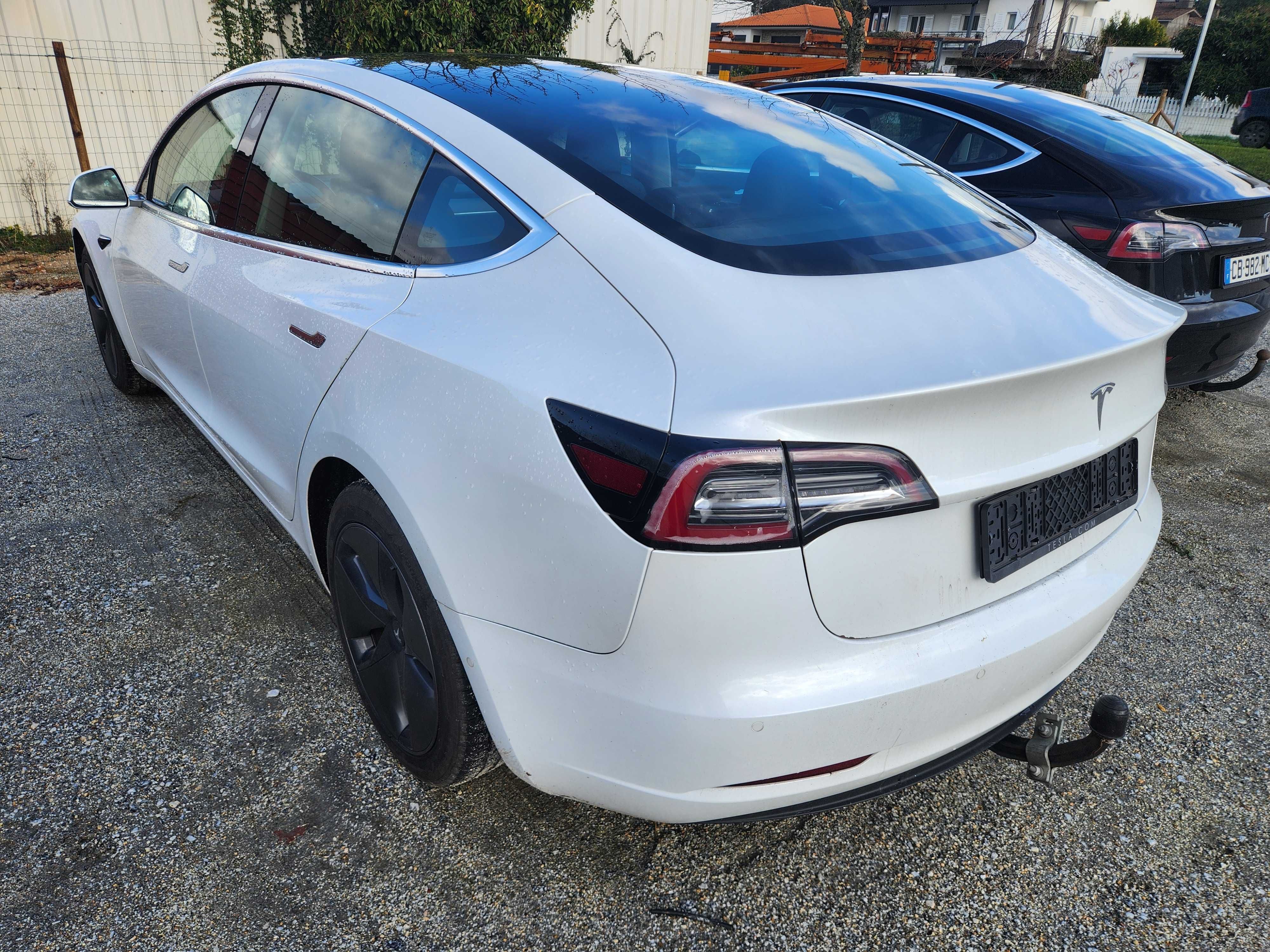 Tesla Model 3 standard range plus