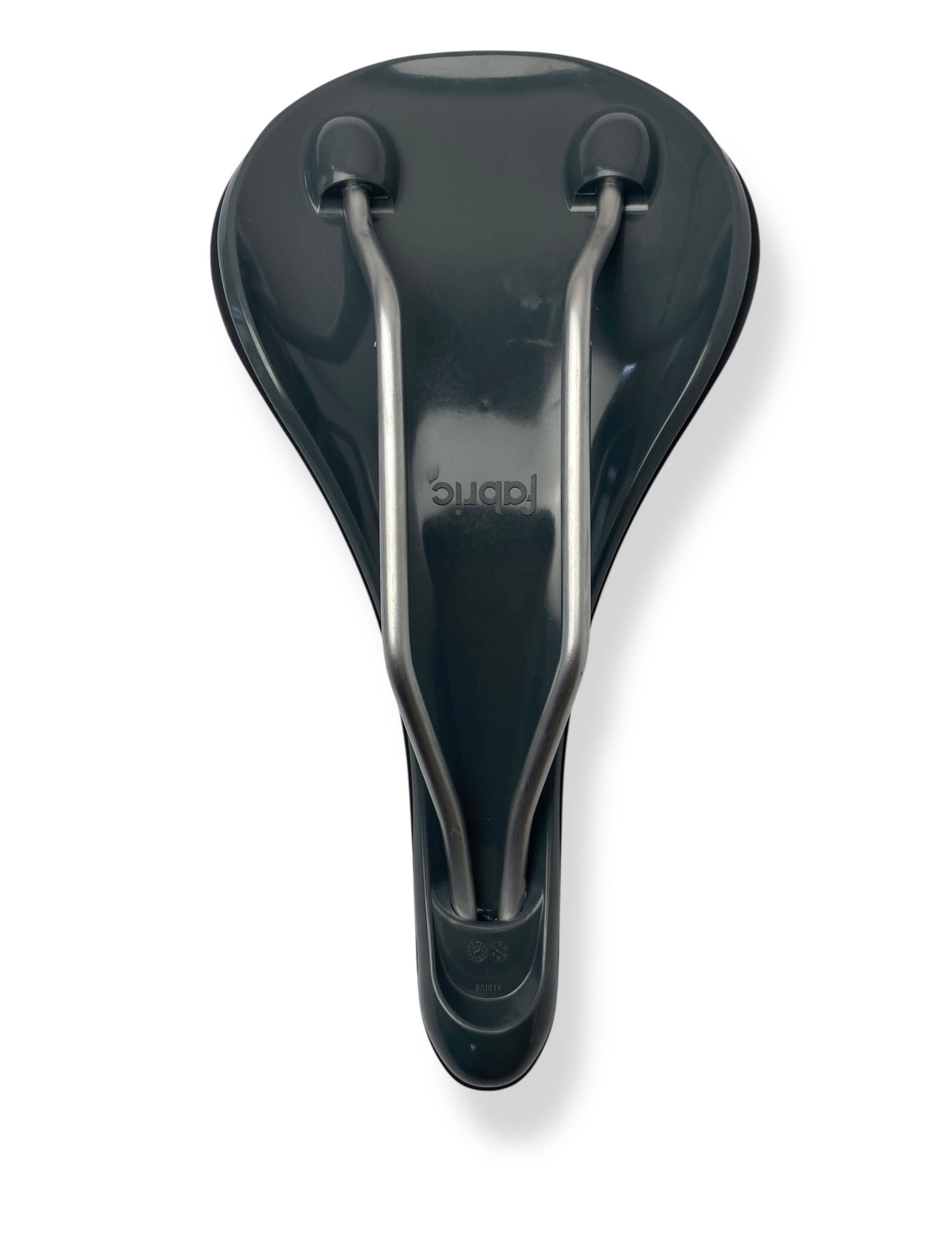 Siodełko rowerowe FABRIC Radius, szare logo/ nowe, FV / 029-256