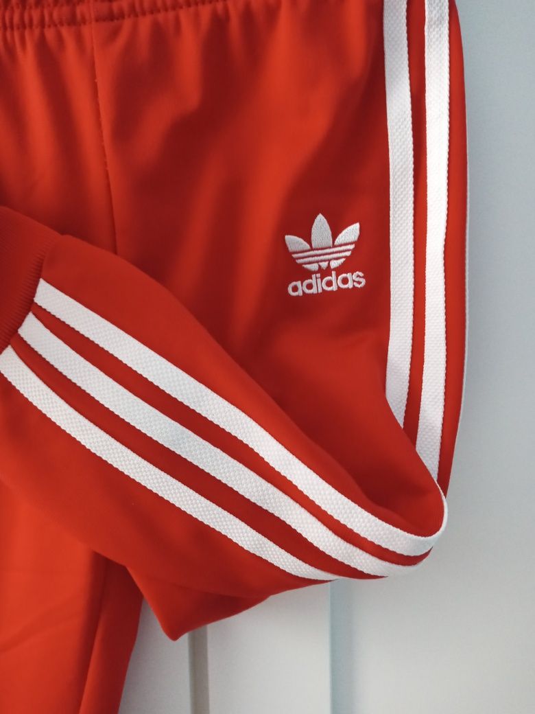 Adidas dres dziecięcy r.86 czerwony