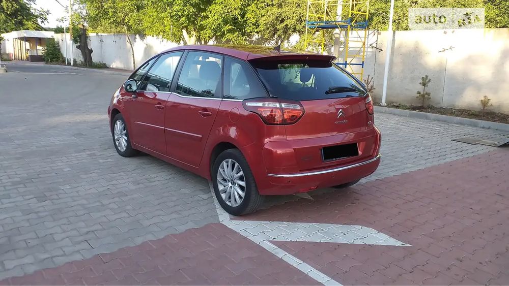 Продам citroen c4 picasso 1.6hdi