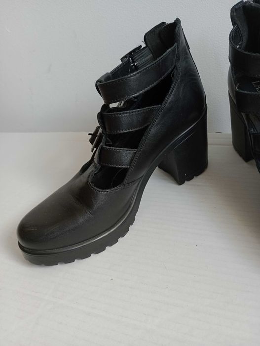 Buty damskie skórzane Lasocki rozmiar 38,5