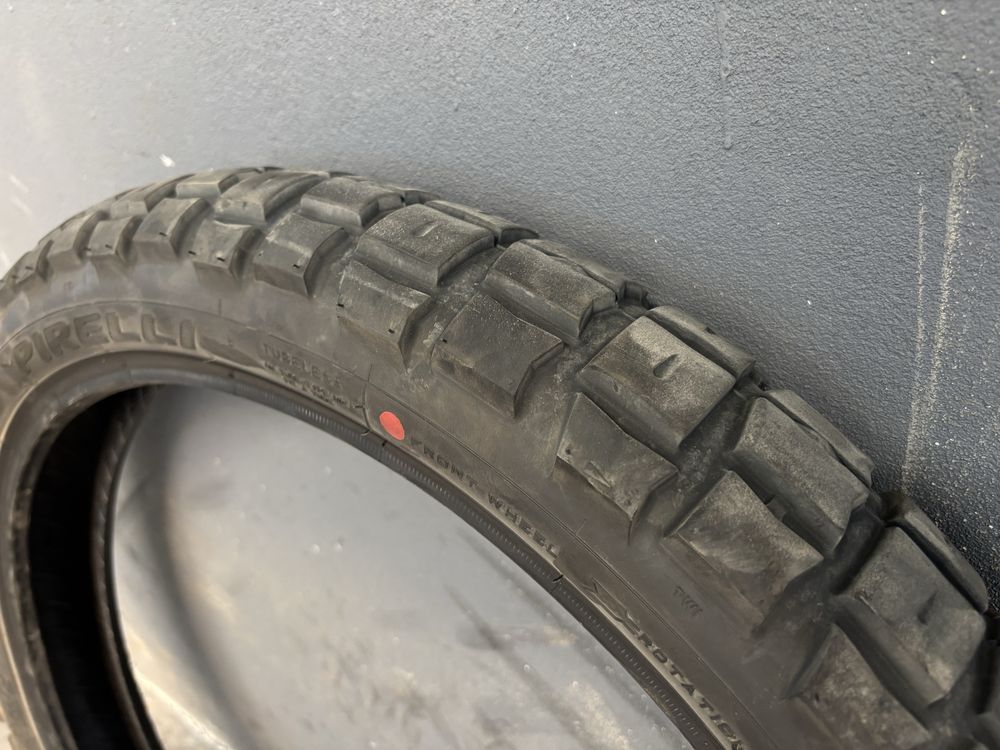 Pirelli str 90/90-21 e 150/70-18