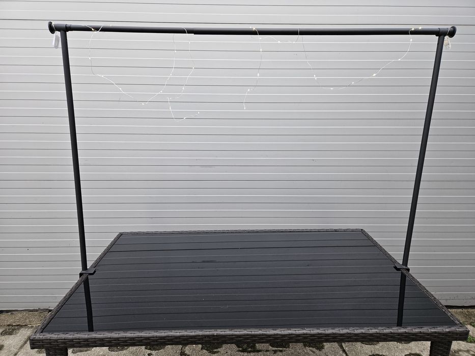 Metalowy pałąk uchwyt nad stół ogrodowy