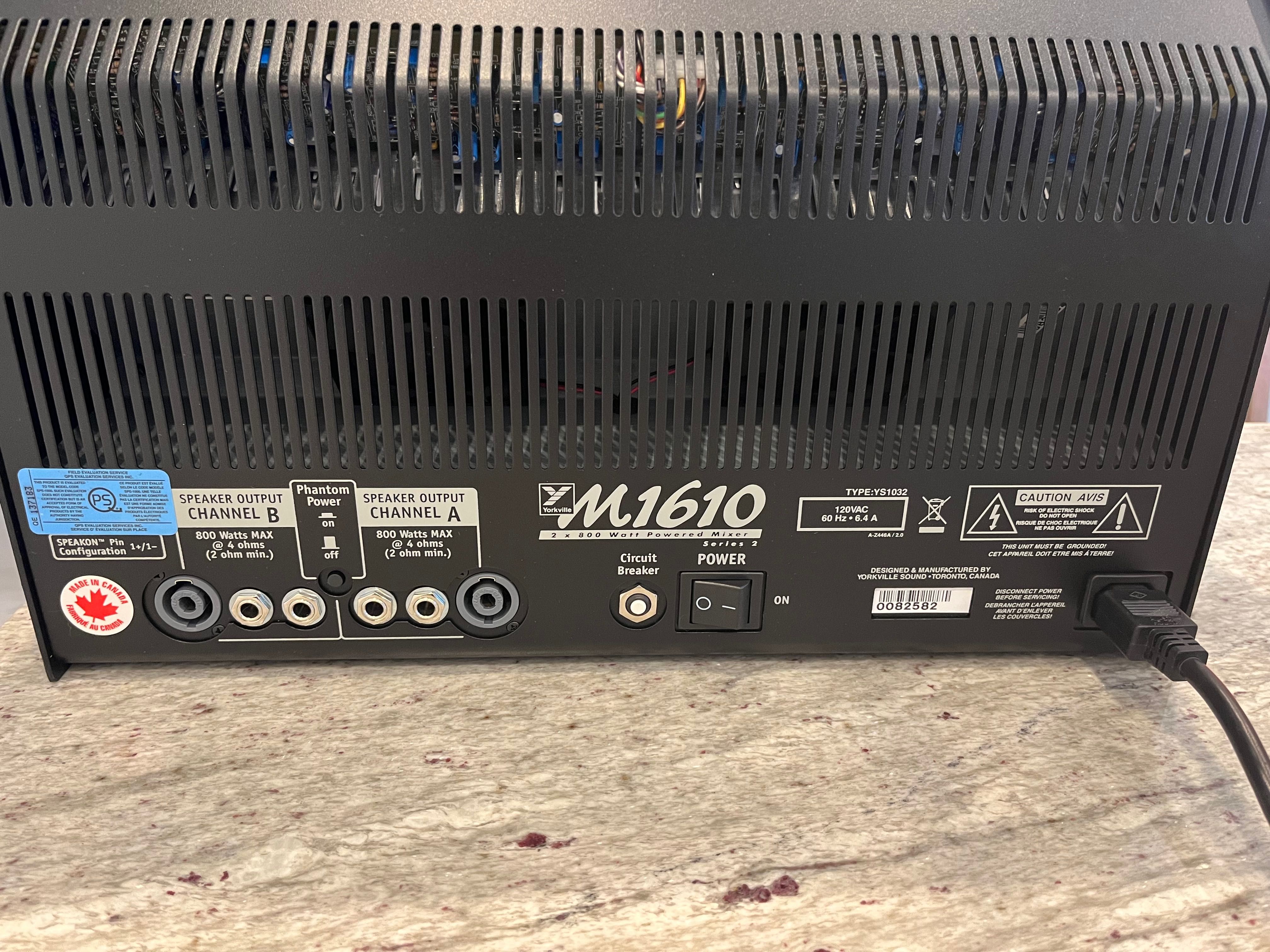 Yorkville Sound Canada M1610 Mikser ze wzmacniaczem 2x800w, 10 inputs