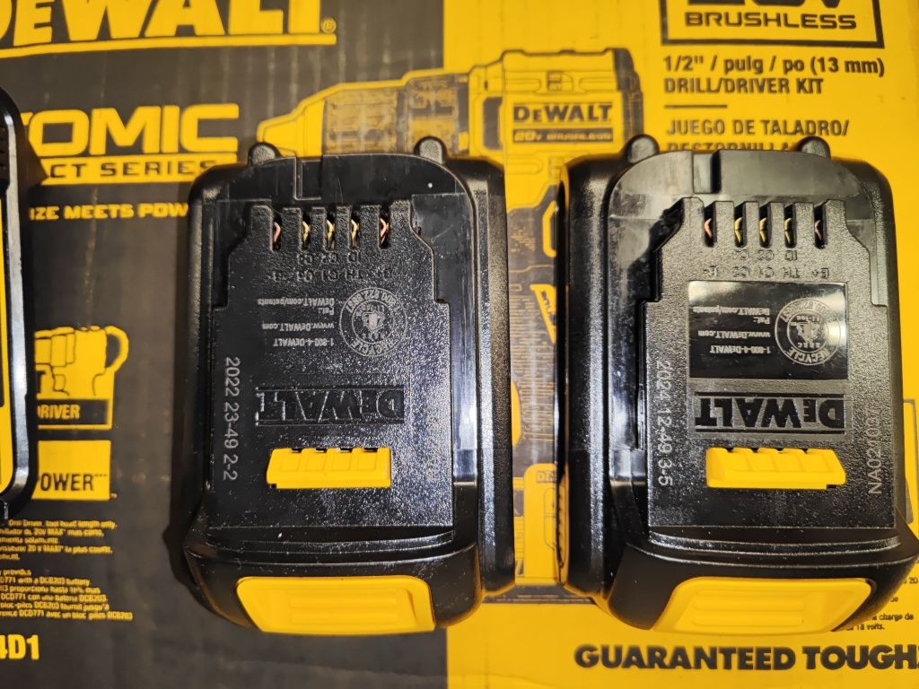 Аккумулятор Dewalt dcb201/dcb205  20V Оригинал