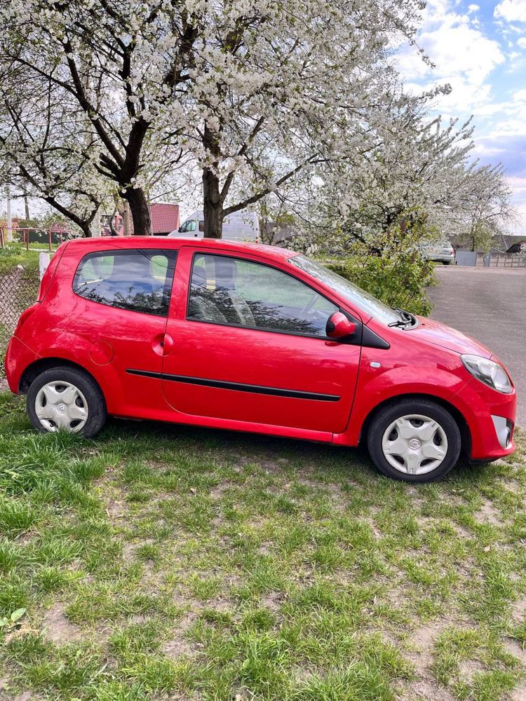 Renault Twingo 2009 рік 1.2л