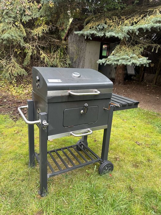 Grill tarrington house