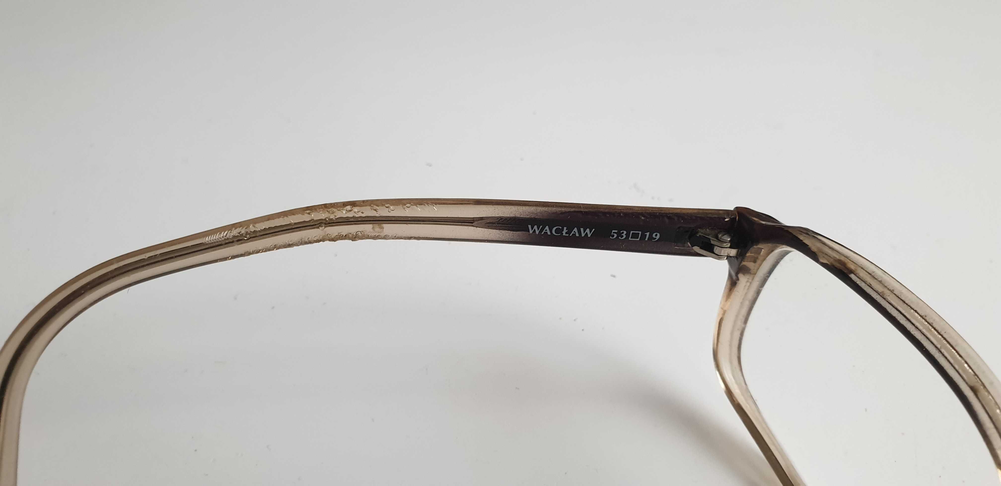 Starocie z Gdyni - Okulary męskie +1 dioptria rozstaw 14cm