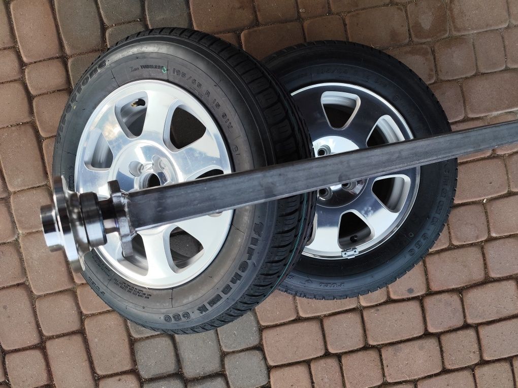 Nowe koła z nową osią do wózka pod mauzer lub przyczepki