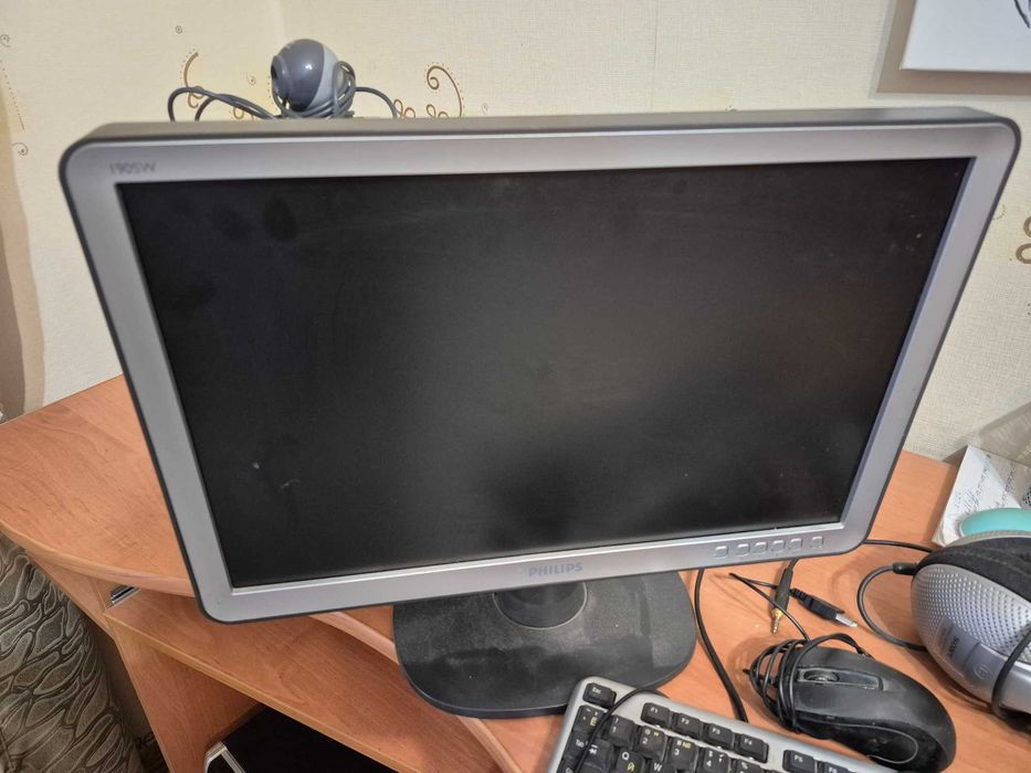 Компьютер монітор
