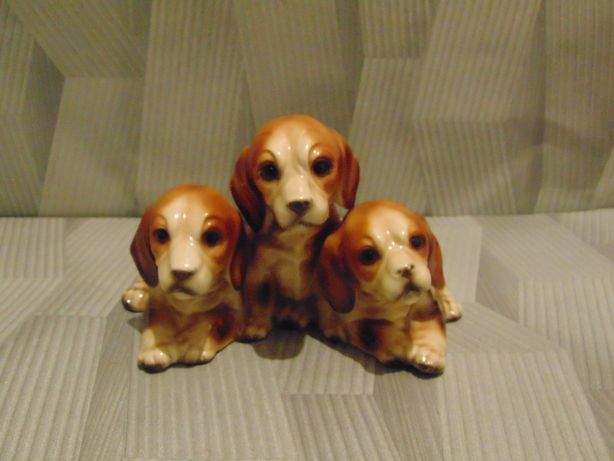 Figurka porcelanowa 3 beagle