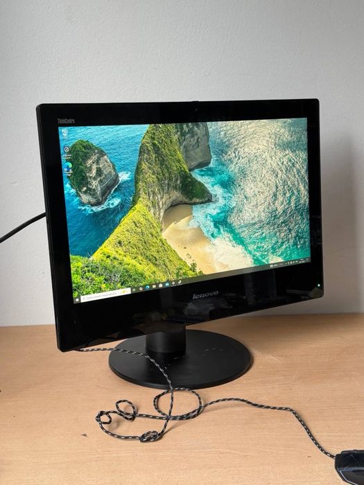 Моноблок Lenovo ThinkCentre E93z – i5-4460S / 4 ГБ / 232 ГБ SSD