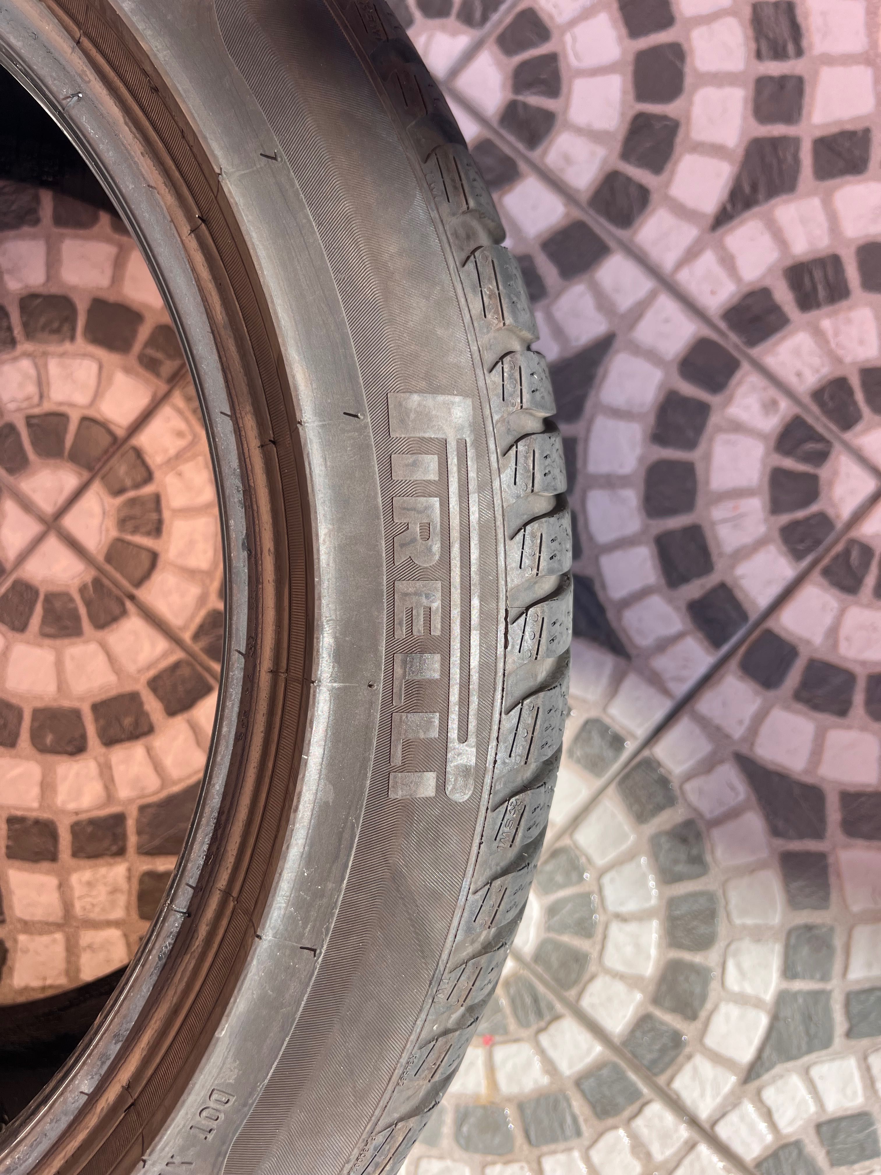 Vendo pneus Pirelli