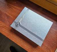 Pudełko tekturowe na biżuterie, srebrne, 160x125x30mm