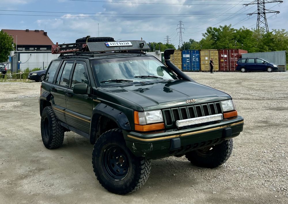 Jeep Grand Cherokee 5.2 * OFFROAD * Automat * Klima * Hak * LPG * 4x4