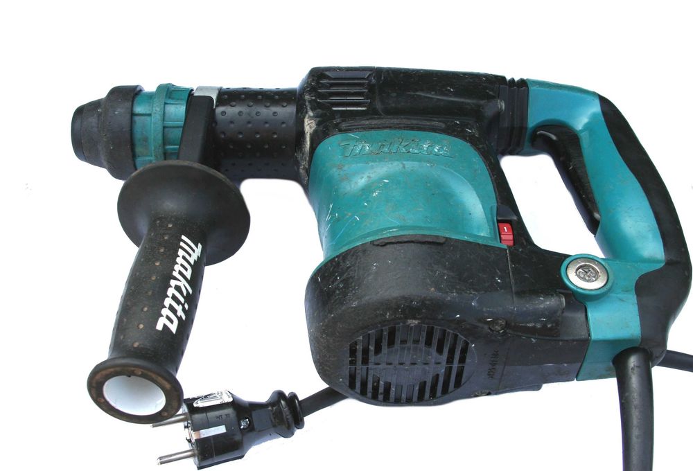 Młotek kujący Makita HK1820 dłutownica do płytek sds-plus