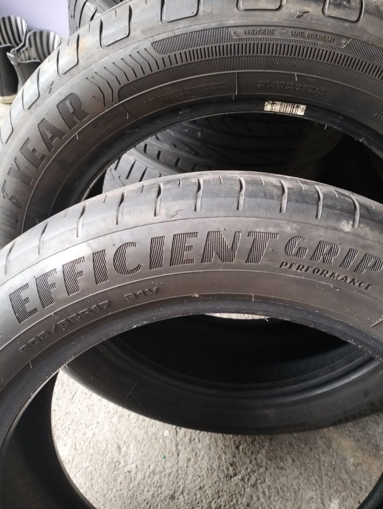 Goodyear Efficientgrip Performance