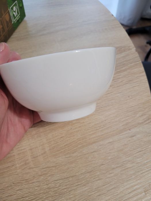 Miseczki porcelanowe salaterki 6 sztuk