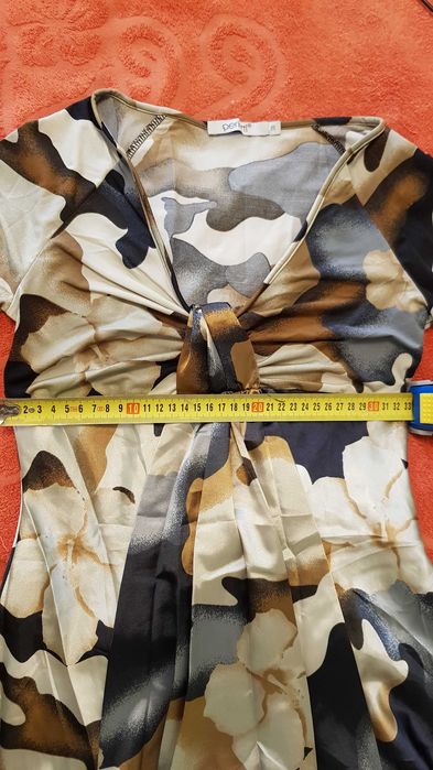 Lekka sukienka wizytowa albo na co dzień