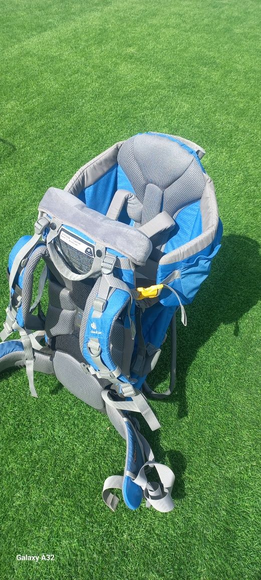 Mochila para caminhada com bebé