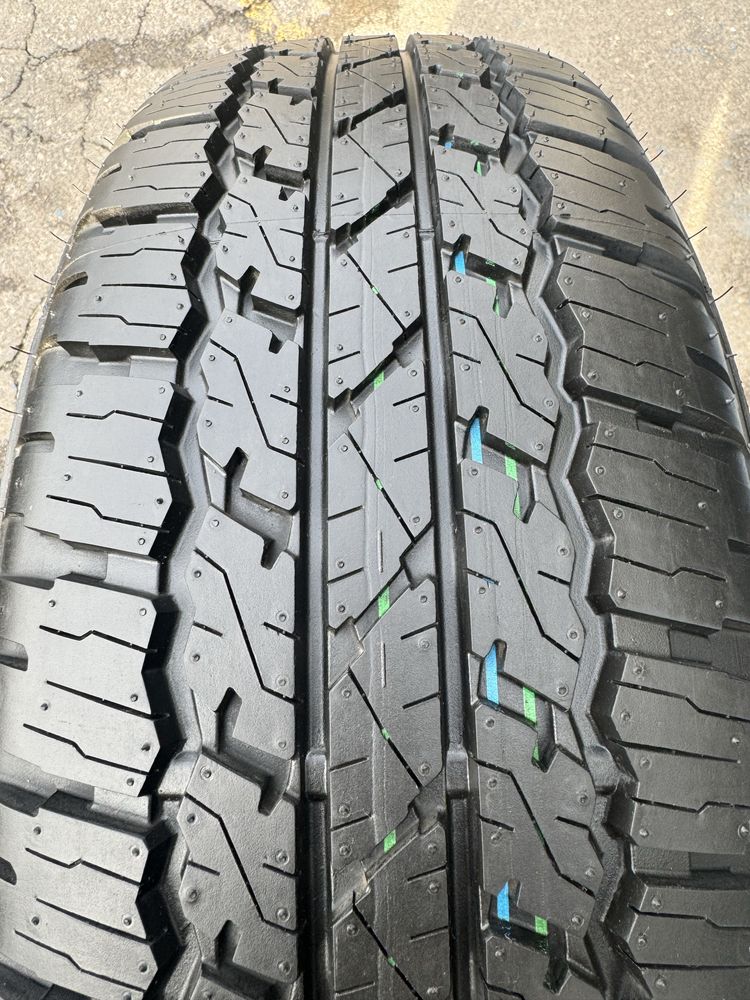 Новые 265/65R17-4шт Bridgestone