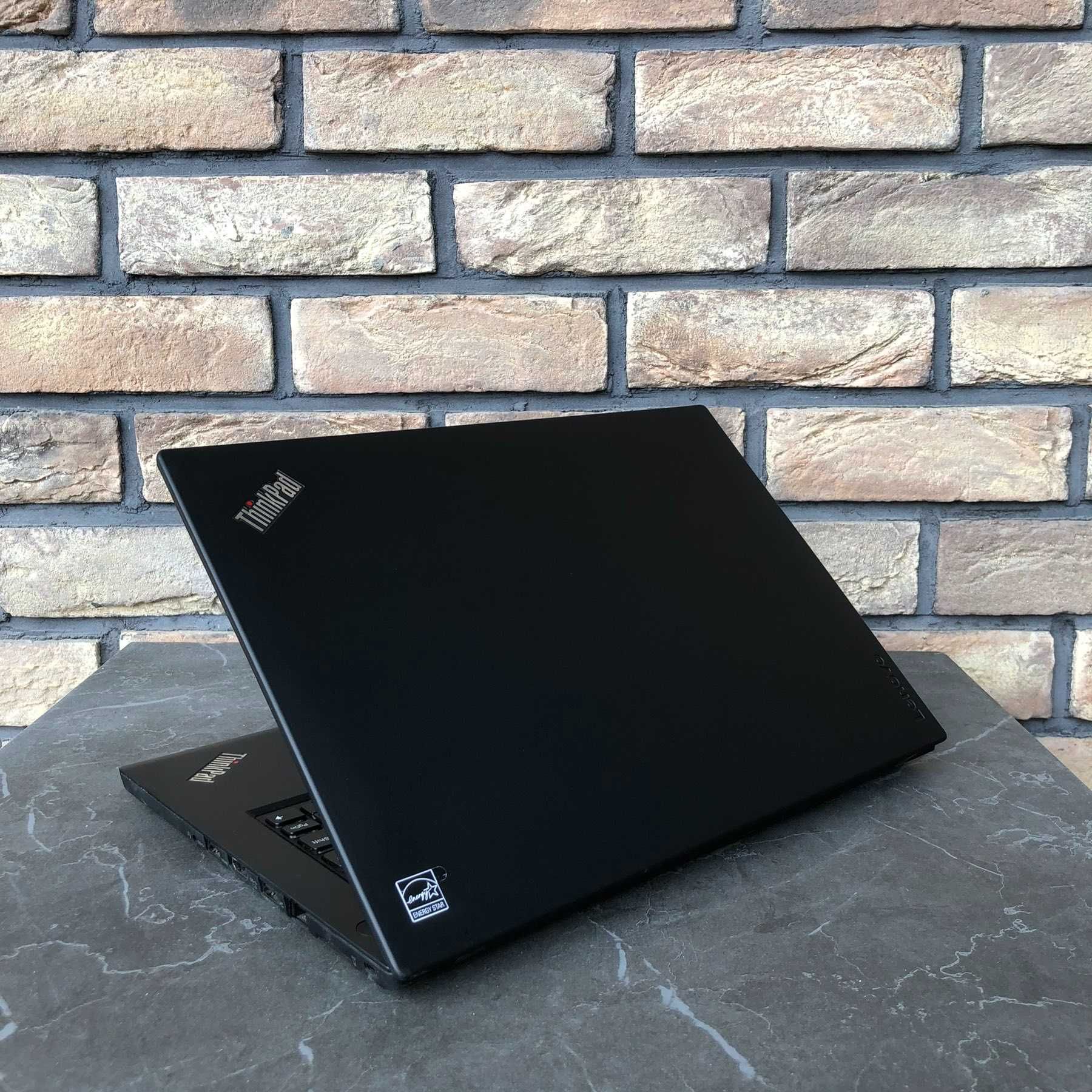 Ноутбук Lenovo ThinkPad T470 / i5 / 8 ГБ RAM / 128 ГБ SSD / FHD IPS