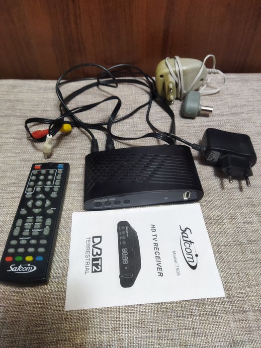 Тюнер приймач Т2 Satcom T505