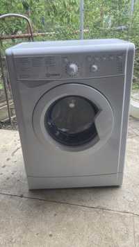 Indesit iwsb 51051