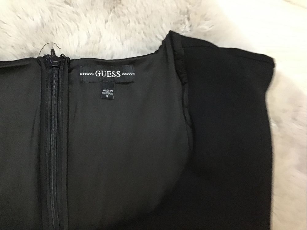 Guess sukienka damska S mała czarna dopasowana elegancka 36