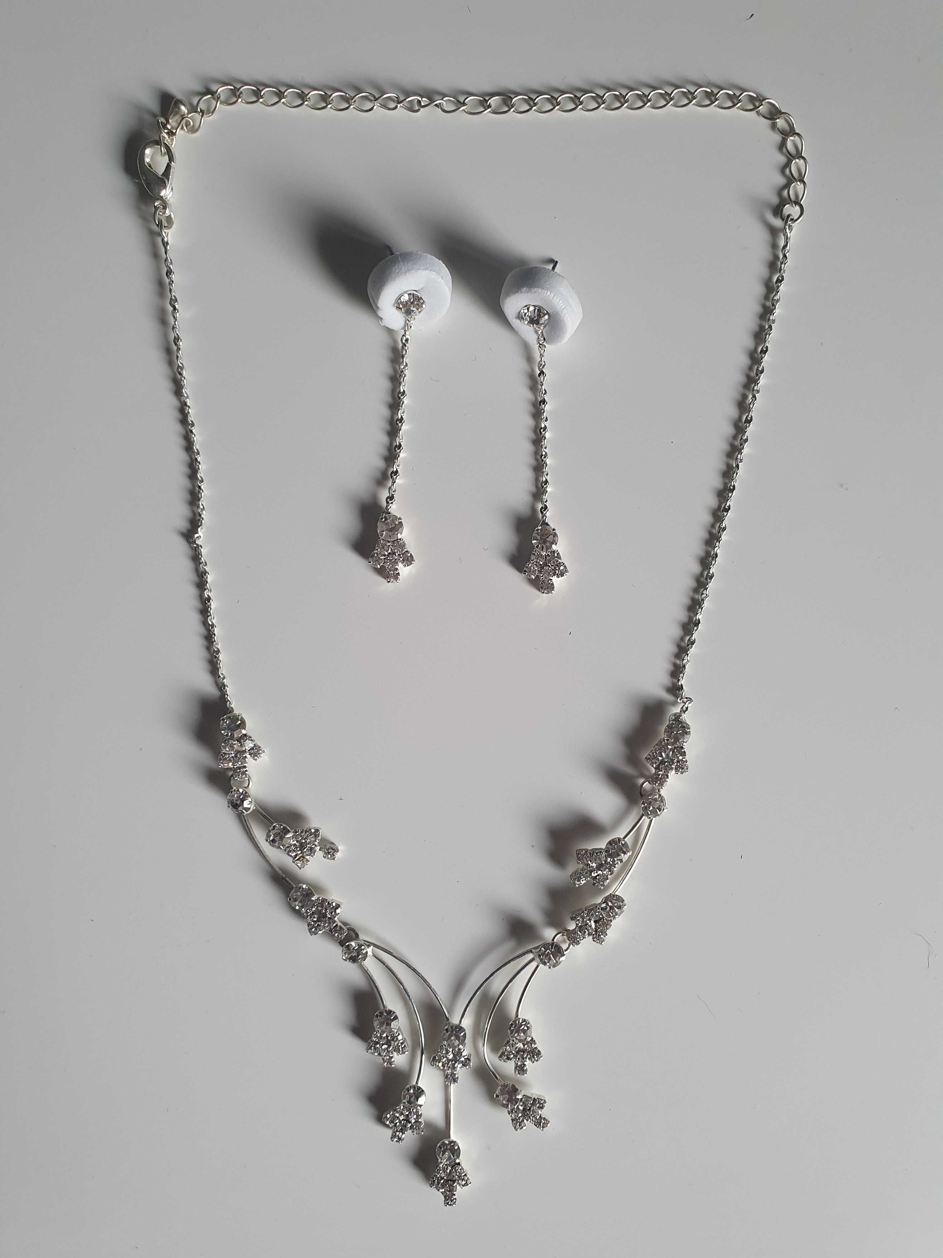Komplet Jablonex, naszyjnik i kolczyki z cyrkoniami, kolor srebrny