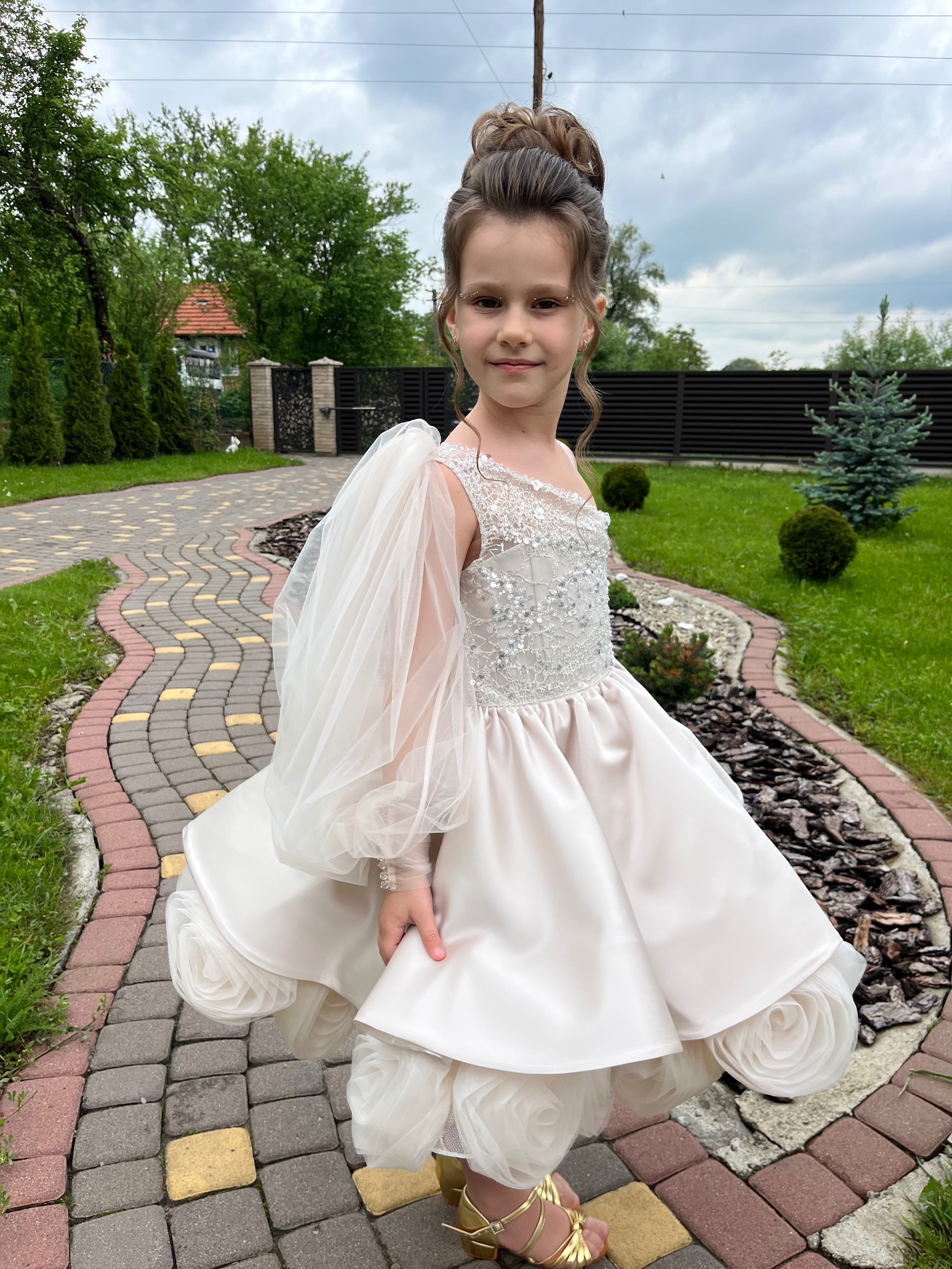 Сукня для дівчинки 5-7 років