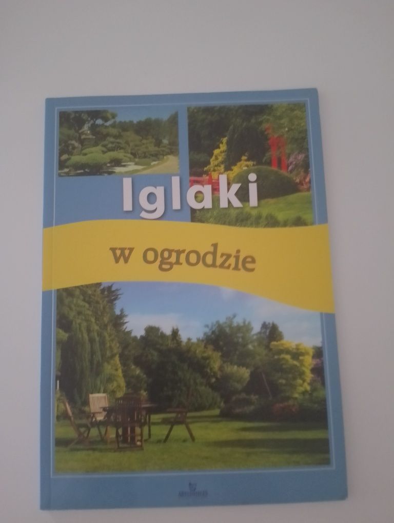 Iglaki w ogrodzie książka