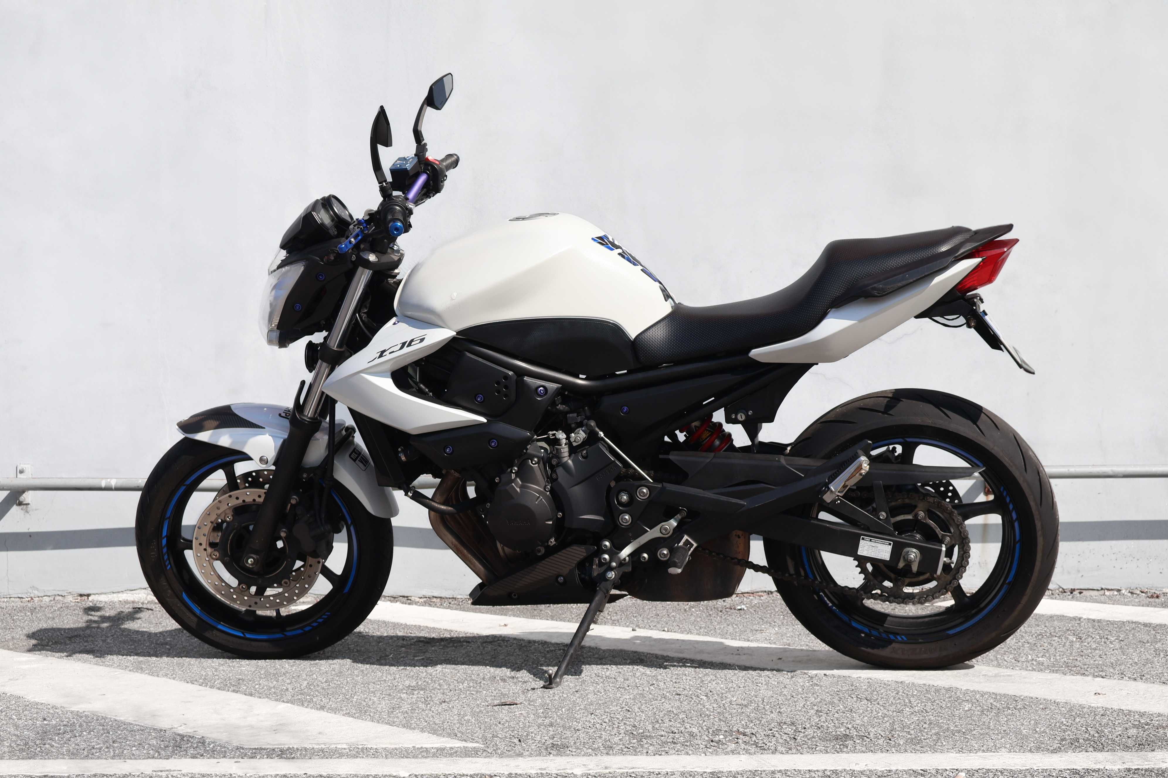 Yamanha XJ6 600, 2011