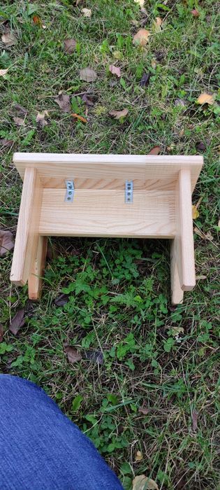 Стільчик садовий