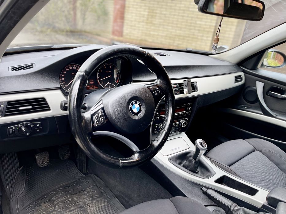 BMW 3 2008 рік 2.0 бенз