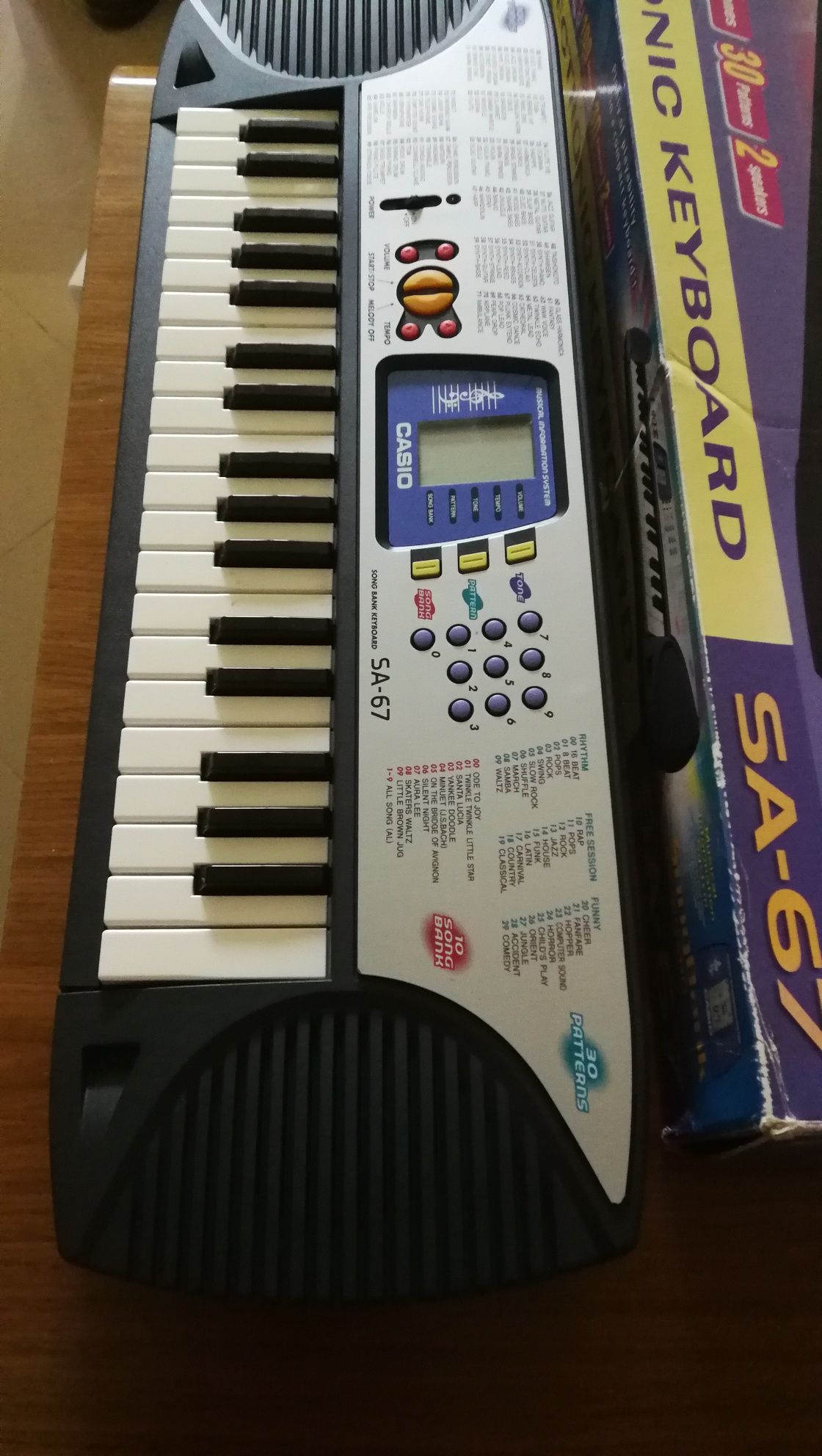 Órgão Casio SA 67