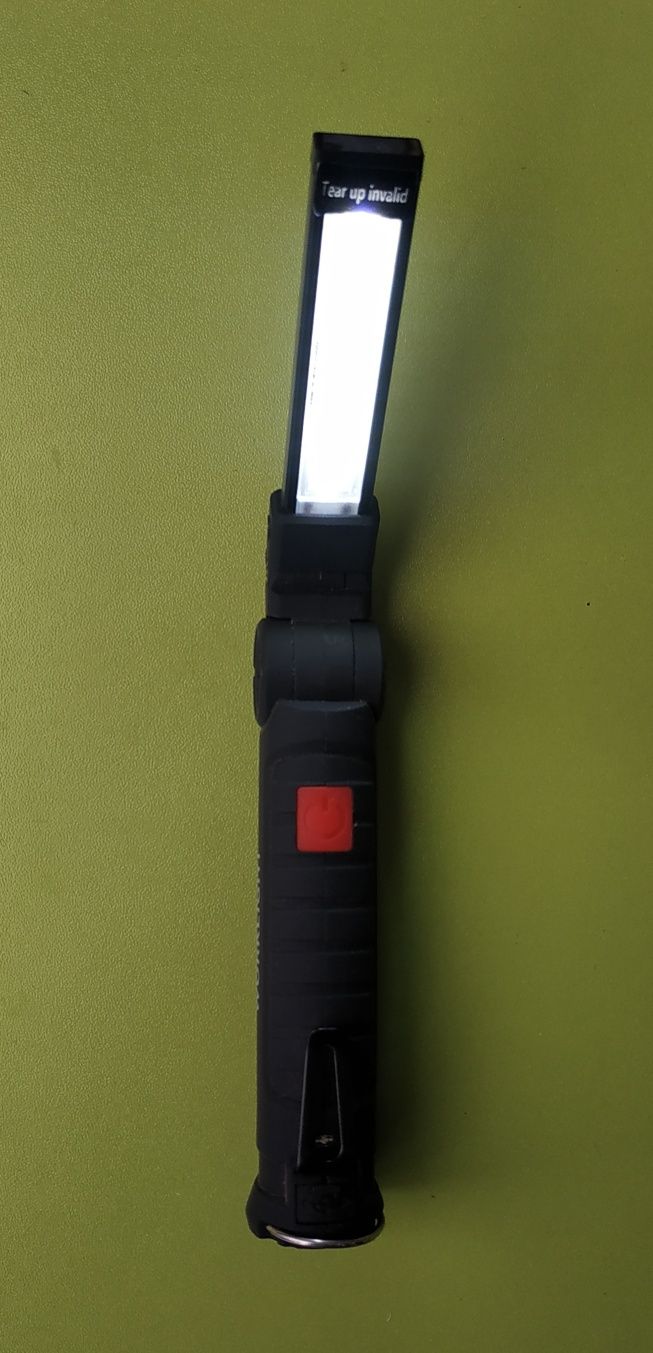 Акумуляторний ліхтарик на магніті W51
