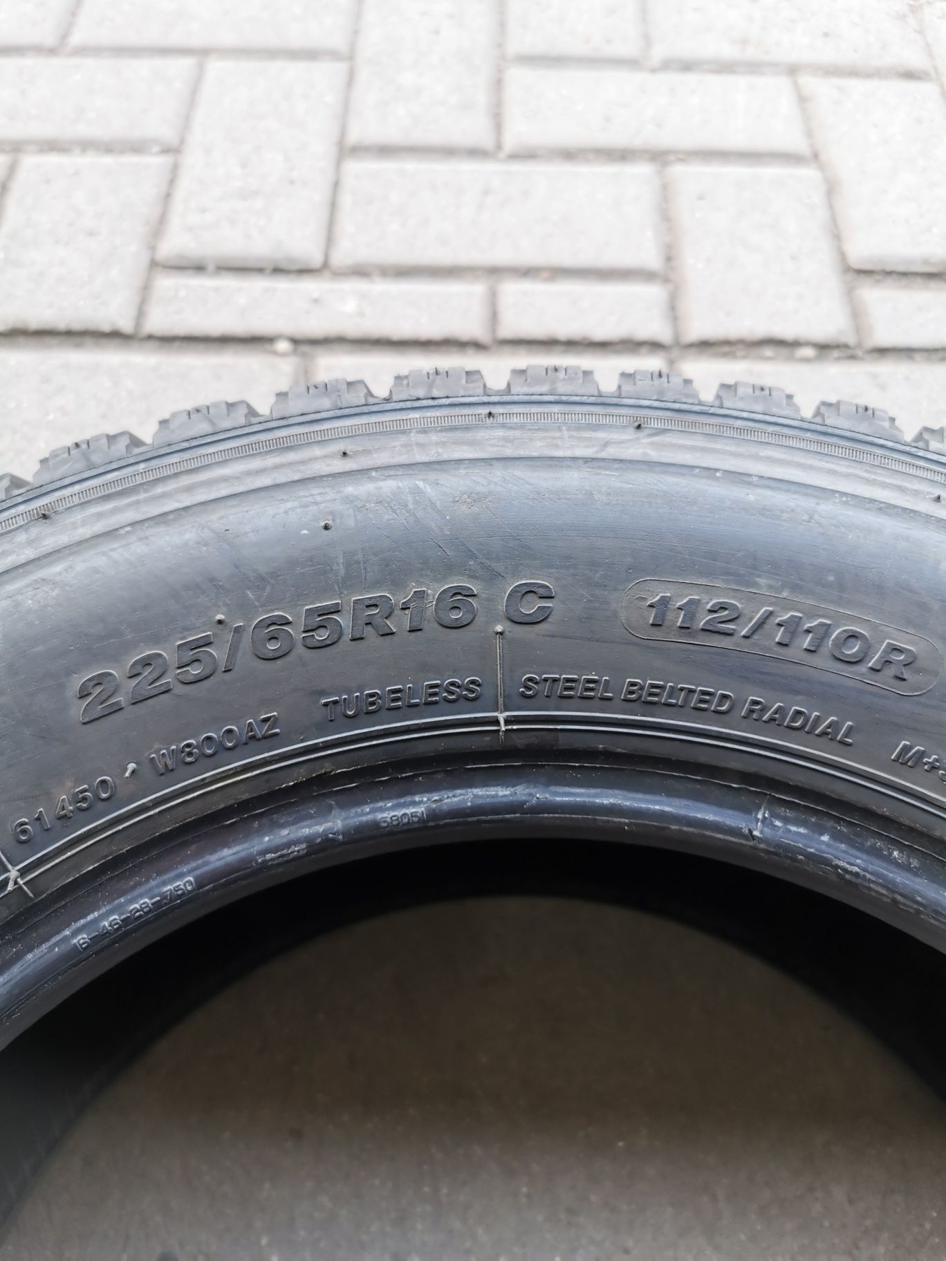 Opona 225/65R16C 112/110R Bridgestone Blizzak W800 #197