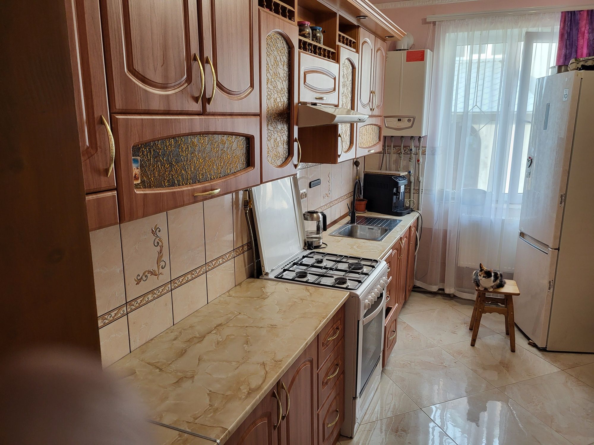 Продам  кухню меблі