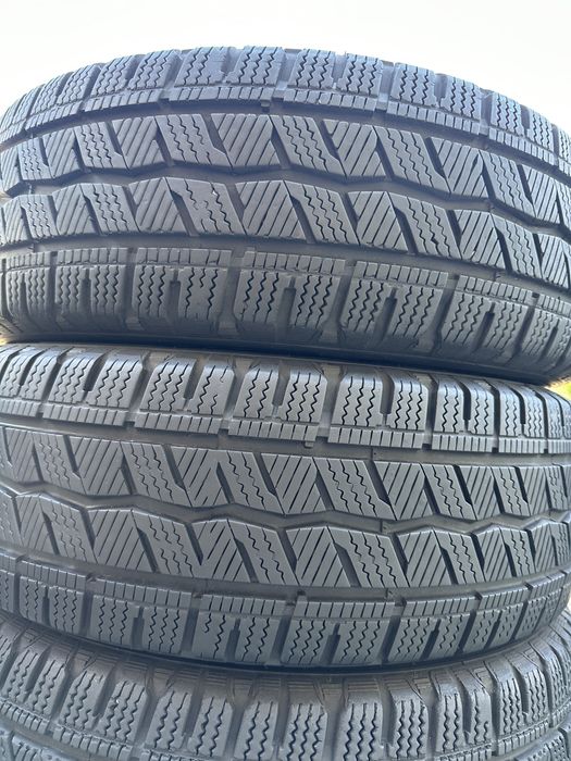 195/65/16c Hankook Winter Icept LV