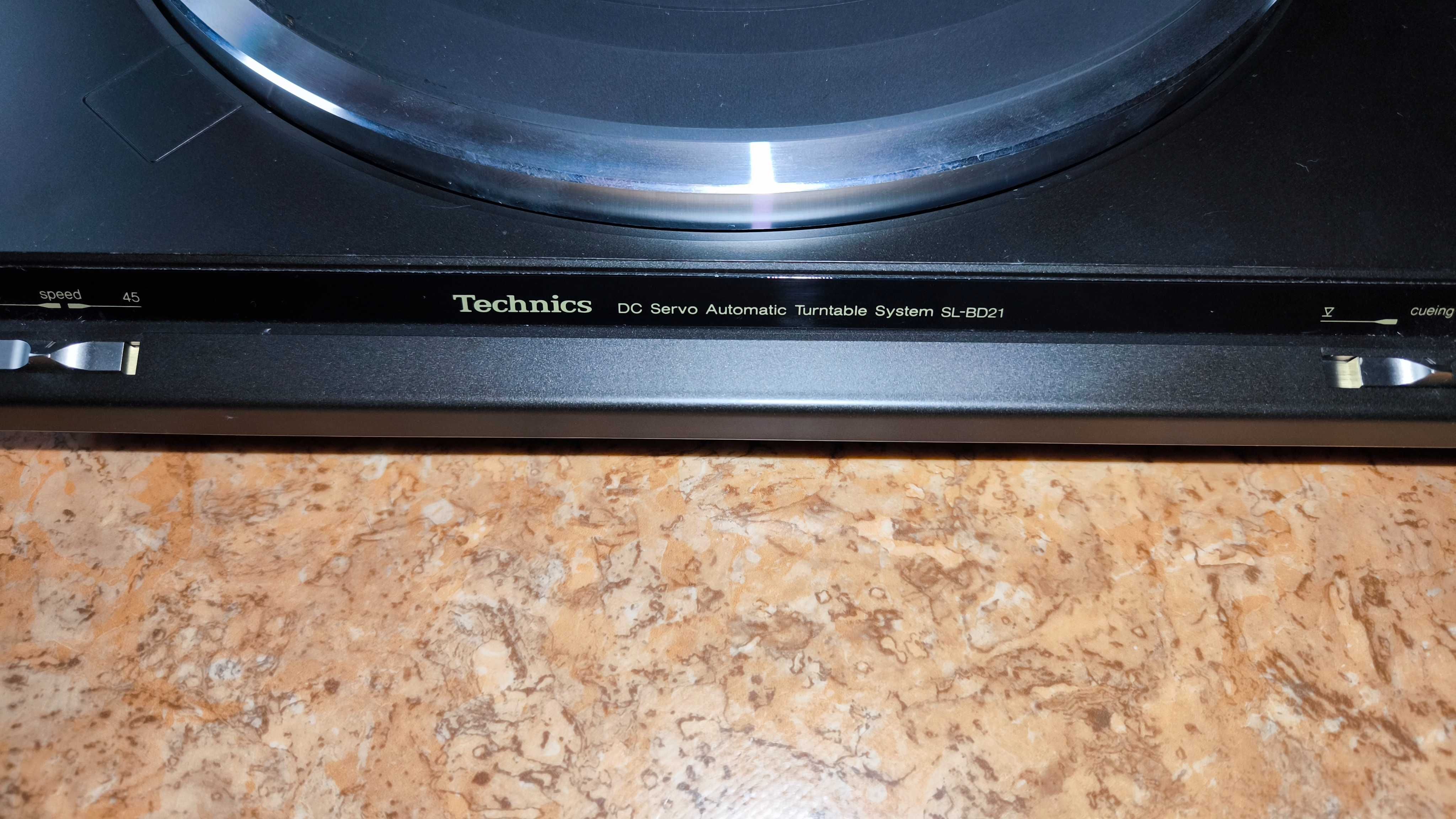 Gramofon Technics SL-BD21