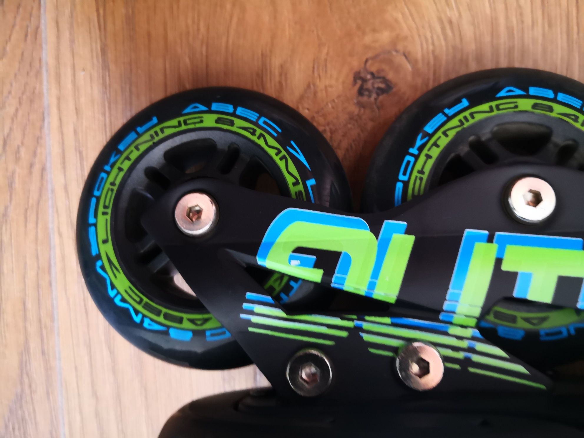 Rolki łyżworolki Lightning marki Spokey ABEC 7 Carbon roz.40 twardość