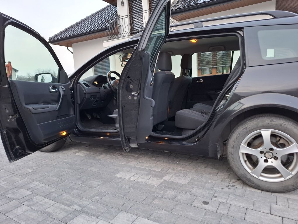 Renault Megane II kombi 1.9 dci 130 km