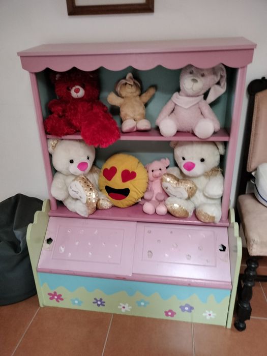 Estante de arrumação de brinquedos