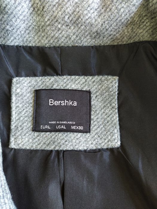 Casaco feminino -Bershka - tam. L