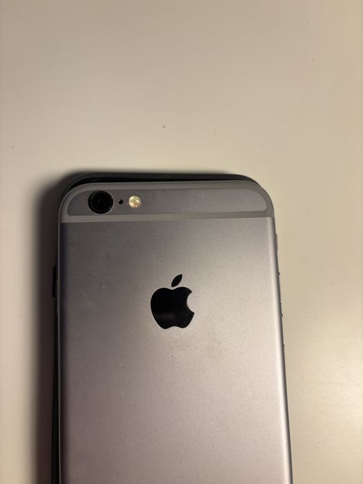 Iphone 6s srebrny + etui