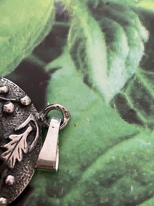 Srebrna zawieszka 925 dębowa