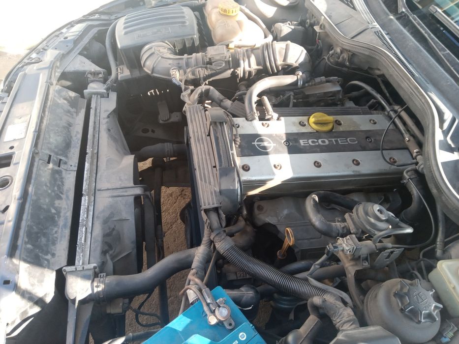 Продам Опель омега Б 2.0v16