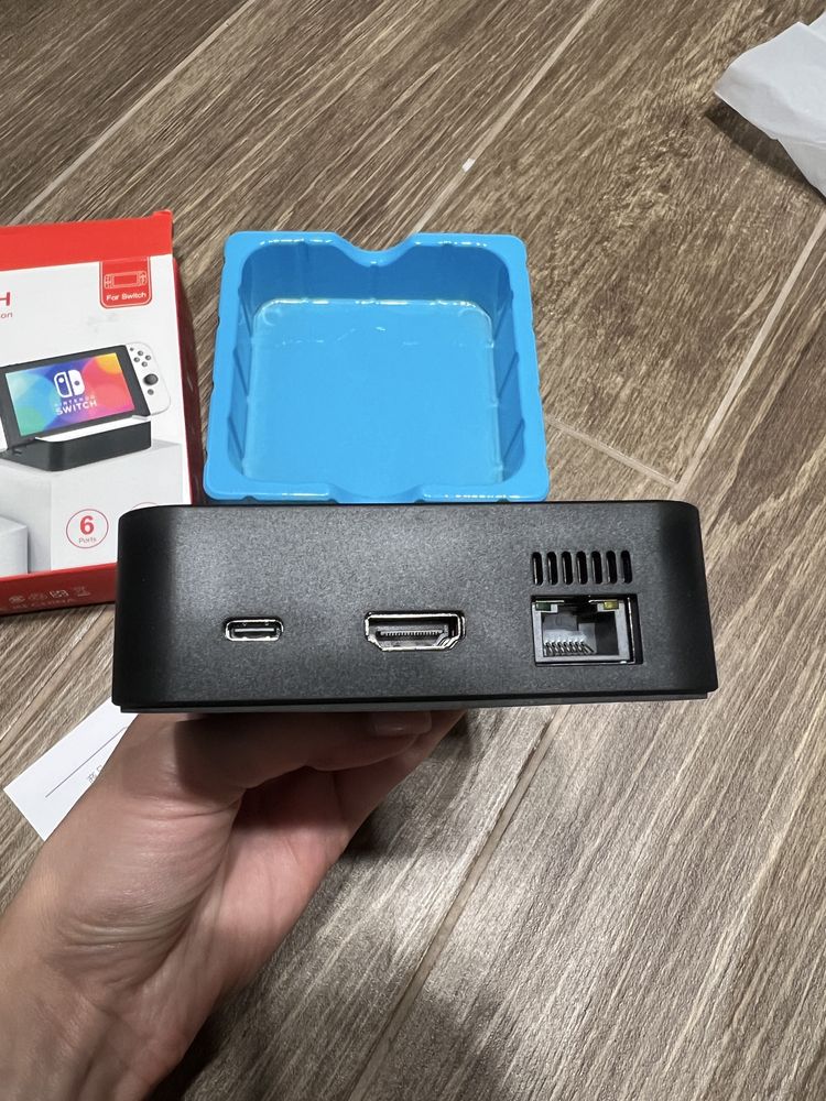 Док-станція 6 в 1 Lesooy Switch USB-C Зарядна станція